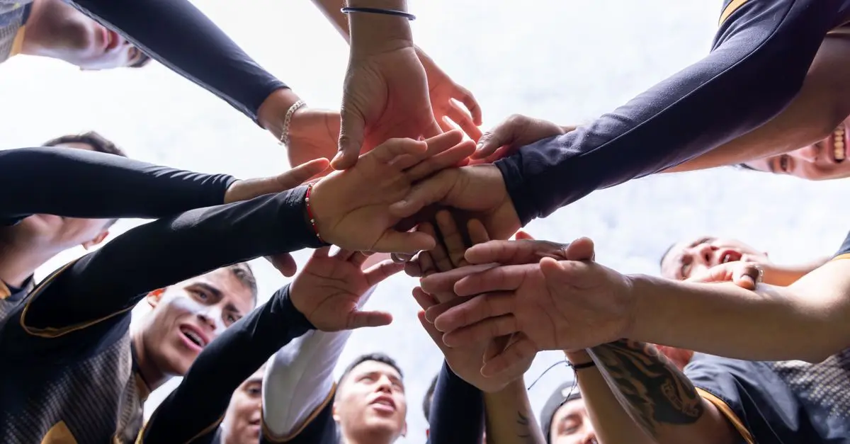 How to Foster Team Spirit in Professional Sports