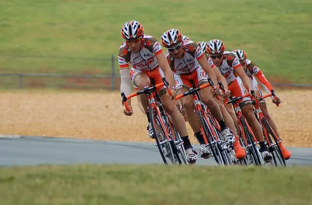 How to Enhance Team Collaboration in Professional Sports