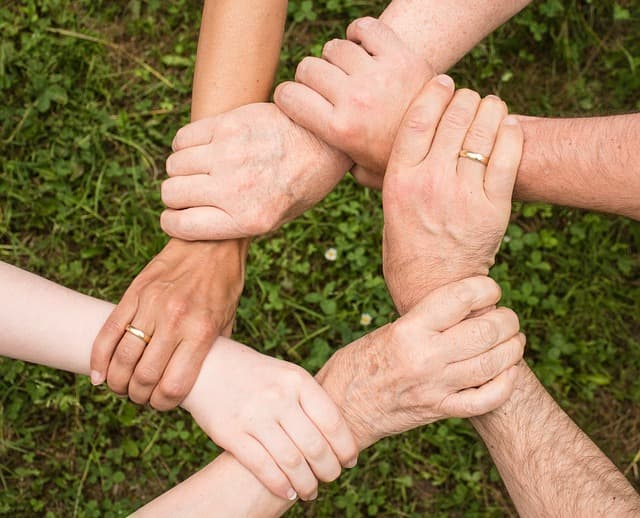 5 Innovative Techniques to Enhance Team Collaboration in Sports
