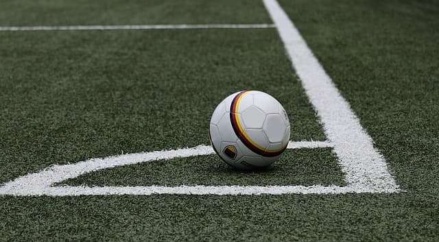 How to Cultivate a Winning Mindset in Professional Team Sports